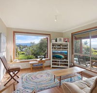 Monaro Cottage - Schoolies Week Accommodation