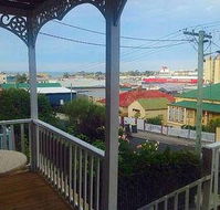 Devonport Historic Cottages - Schoolies Week Accommodation