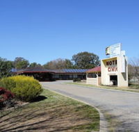 Civic Motor Inn - Schoolies Week Accommodation