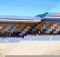Squatters Homestead Motel - Schoolies Week Accommodation