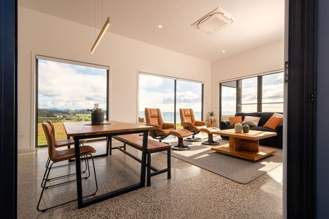 The Cove Tasmania - Schoolies Week Accommodation 1