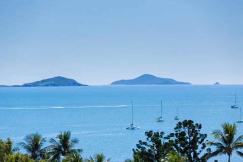 Central Ocean View Studio 27a - Schoolies Week Accommodation 6