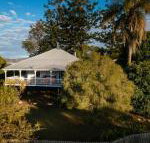 Stunning Queenslander - Schoolies Week Accommodation