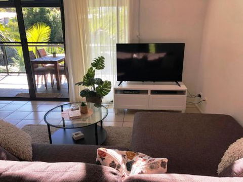 Baden 86 Rainbow Shores Walk To Beach Top Floor Air Conditioned Unit - Schoolies Week Accommodation 2