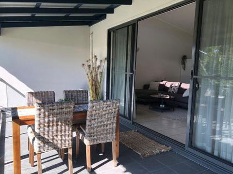 Baden 86 Rainbow Shores Walk To Beach Top Floor Air Conditioned Unit - Schoolies Week Accommodation 4