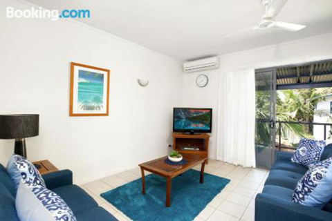 Baden 51 Rainbow Shores Air Conditioned Walk To Beach Swimming Pools - Schoolies Week Accommodation 0