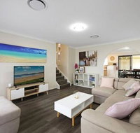 Convenient Location Close To Tuggerah Lake - Schoolies Week Accommodation