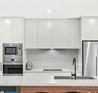 Modern Family Retreat 12 Minell Close - Schoolies Week Accommodation