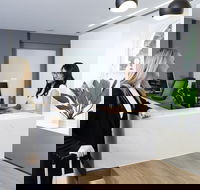 R Hotel Geelong - Schoolies Week Accommodation