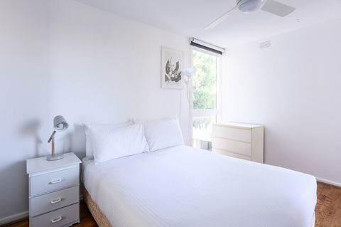 COMO - Schoolies Week Accommodation 3