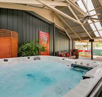 Juggle House - Schoolies Week Accommodation