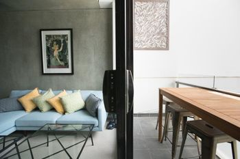 Spacious Apartment Close To Melbourne CBD - Schoolies Week Accommodation 3