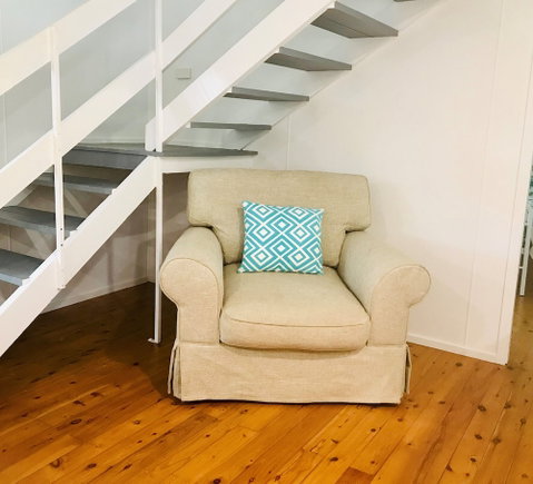 Coastal Cottage - Cannonvale - Schoolies Week Accommodation 1