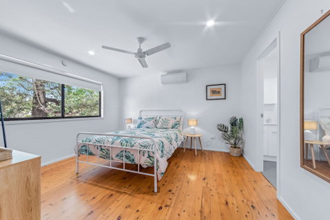 Coastal Cottage - Cannonvale - Schoolies Week Accommodation 5