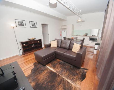 Harmony At Tower Hill Apartment - Schoolies Week Accommodation 1