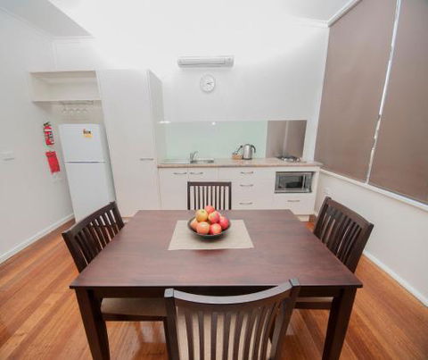 Harmony At Tower Hill Apartment - Schoolies Week Accommodation 5