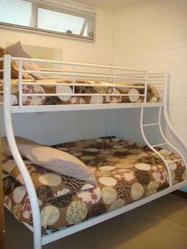 Lawlers 20 - Schoolies Week Accommodation 6