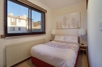 Lawlers 20 - Schoolies Week Accommodation 5