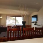 Alpine Heights 08 - Schoolies Week Accommodation 0