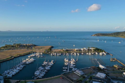 ?Airliedise?NO Hills?5min Walk 2 Port Of Airlie/Ferry Terminal?WiFi?Netflix - Schoolies Week Accommodation 6