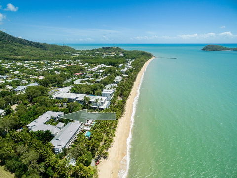 Poolside Alamanda Beachfront Resort 88 - Schoolies Week Accommodation 0
