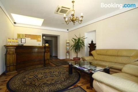 Mole Creek Lodge - Schoolies Week Accommodation 2