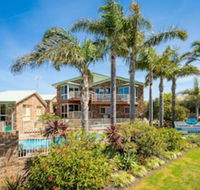 Captain's Quarters - Schoolies Week Accommodation