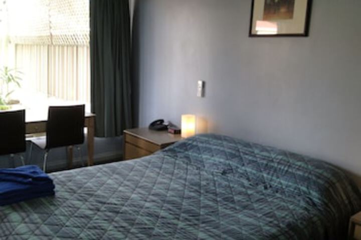  Schoolies Week Accommodation