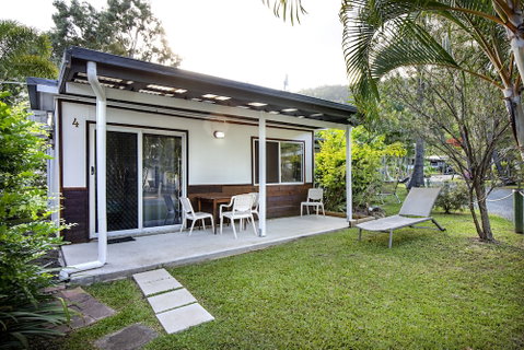 Bush Village Holiday Cabins - Schoolies Week Accommodation 5