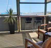 Boat Haven Studios - Schoolies Week Accommodation