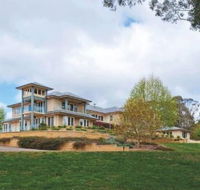 Satori Springs Country Estate - Schoolies Week Accommodation