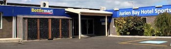  Schoolies Week Accommodation