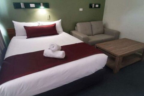 Hi-Way Motel Grafton - Schoolies Week Accommodation 0