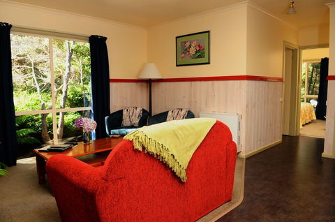 The Crays Accommodation - Schoolies Week Accommodation 5