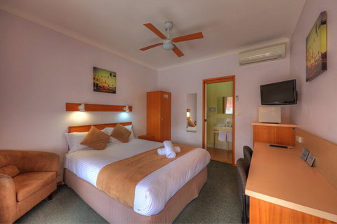 Midlands Motel - Schoolies Week Accommodation 7