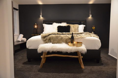 Kudos Villas And Retreats - Schoolies Week Accommodation 3