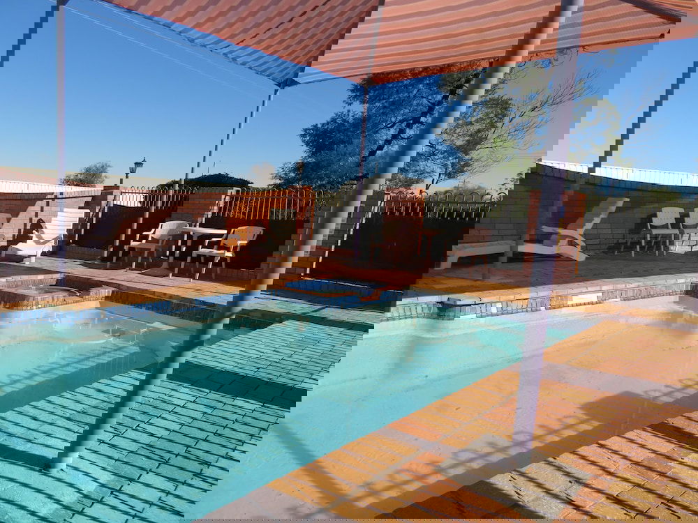 Hay South NSW Schoolies Week Accommodation