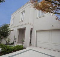 Boutique Stays - Brighton Place - Schoolies Week Accommodation