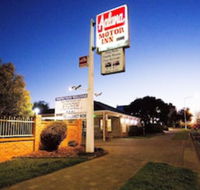Golden Chain Aalana Motor Inn - Schoolies Week Accommodation