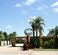 Renmark Motor Inn Motel - Schoolies Week Accommodation