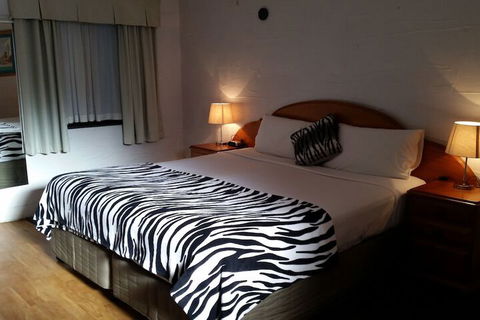 Espana Motel - Schoolies Week Accommodation 7