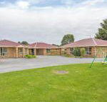 All Inn Strahan Holiday Units - Schoolies Week Accommodation