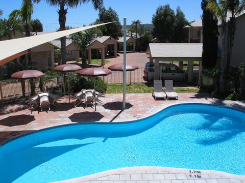 Pelican Shore Villas - Schoolies Week Accommodation 1