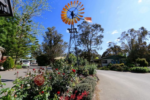 Big4 Ballarat Windmill Holiday Park - Schoolies Week Accommodation 1