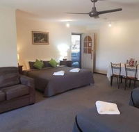 Beachport Motor Inn - Schoolies Week Accommodation