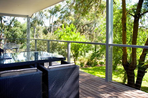 Apple Tree Cottage - Schoolies Week Accommodation 4