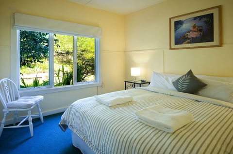 Apple Tree Cottage - Schoolies Week Accommodation 3