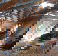 Treetops Accommodation Montville - Schoolies Week Accommodation