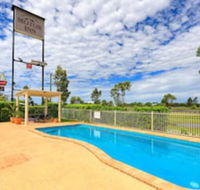 Country Roads Motor Inn Goondiwindi - Schoolies Week Accommodation