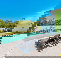 Mackay Oceanside Central Hotel - Schoolies Week Accommodation